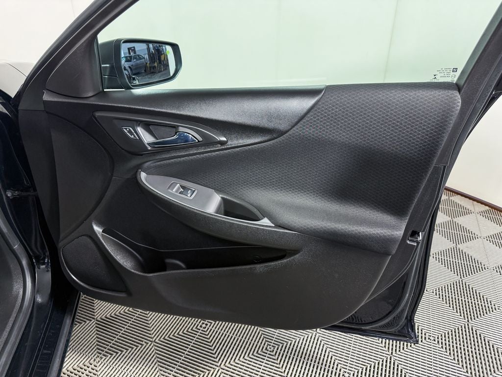 2023 Chevrolet Malibu LS 1LS