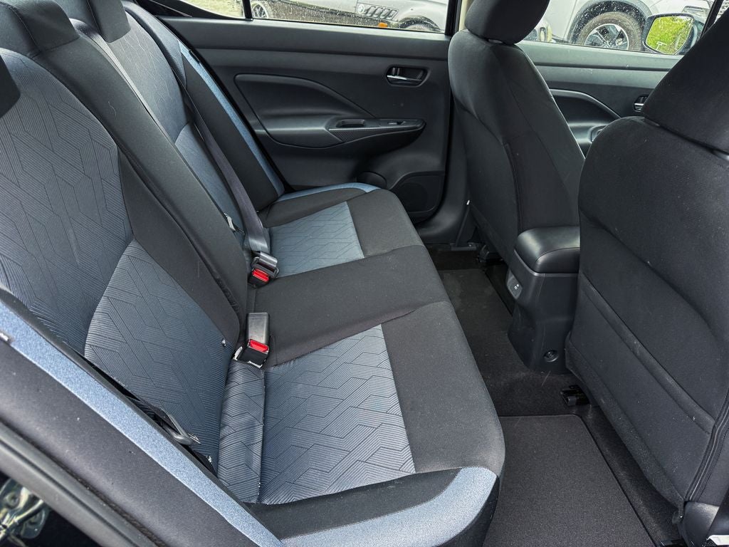 2025 Nissan Versa 1.6 SV