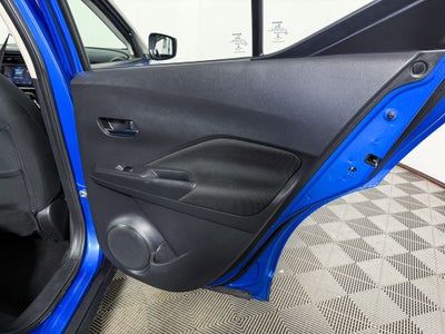 2022 Nissan Kicks SV
