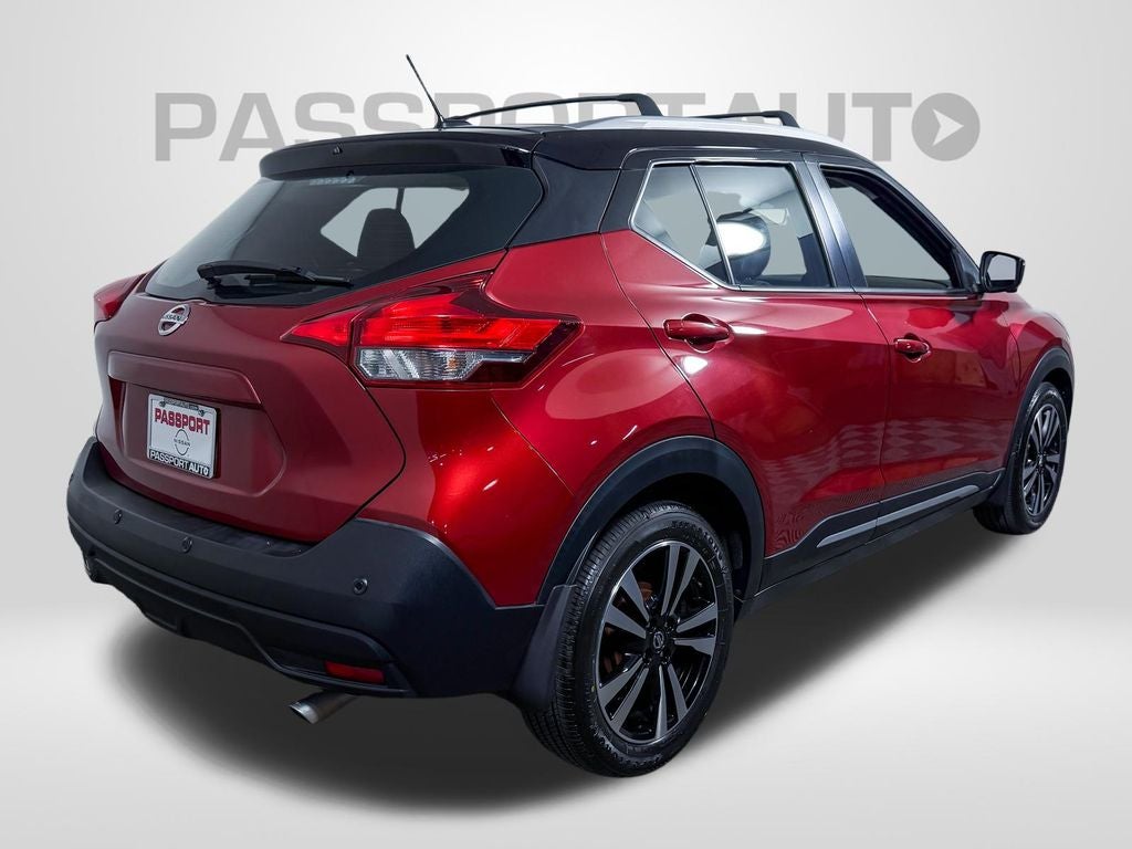 2020 Nissan Kicks SR