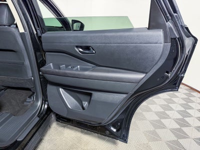2024 Nissan Pathfinder S