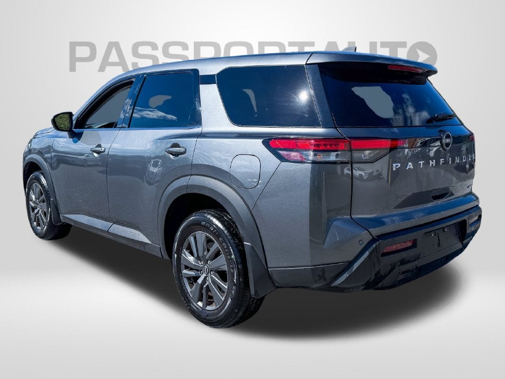 2024 Nissan Pathfinder S
