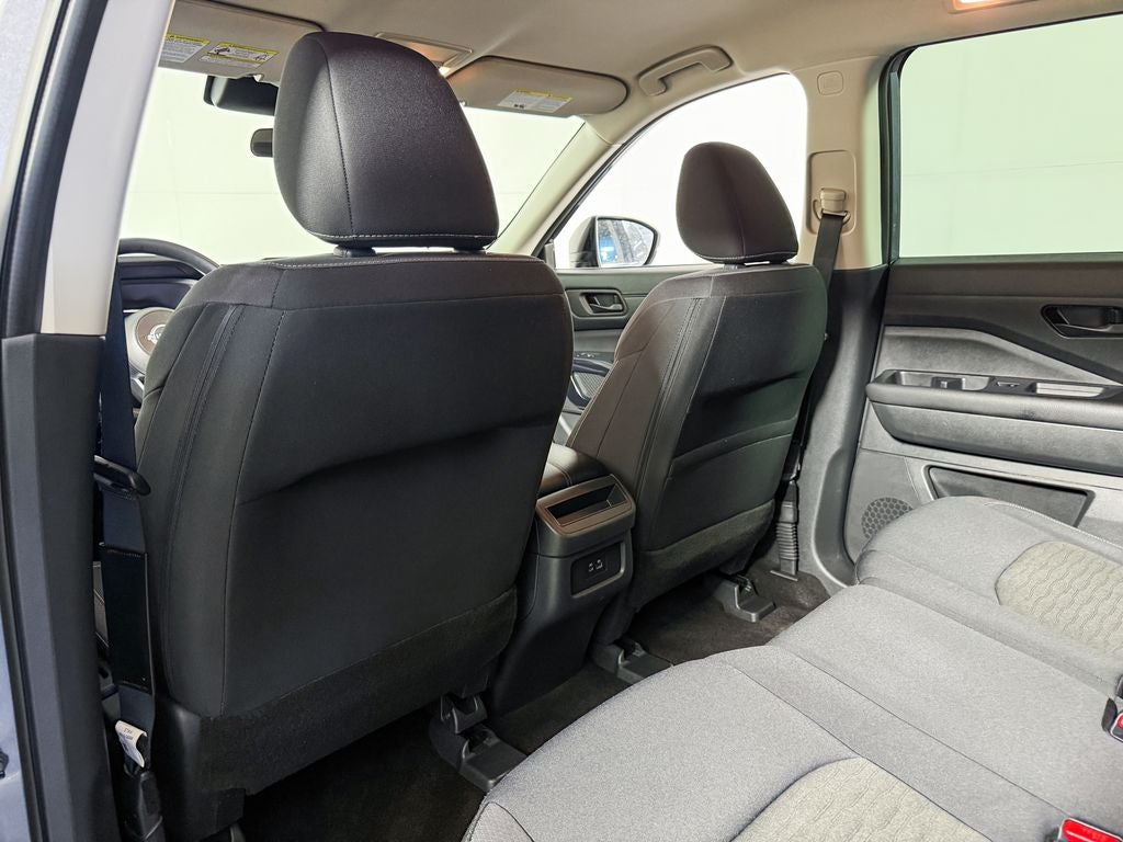 2024 Nissan Pathfinder S