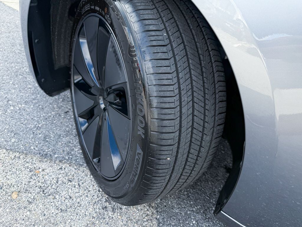 2025 Tesla Model 3 Standard