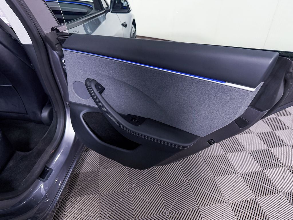 2025 Tesla Model 3 Standard