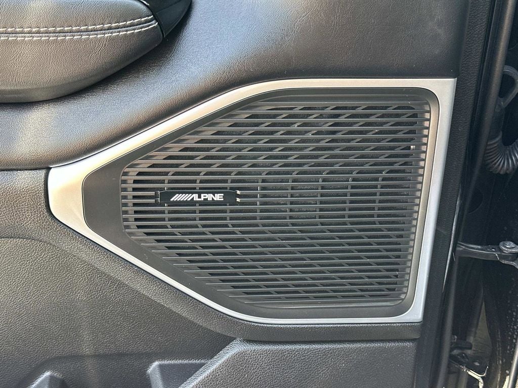 2023 Jeep Wagoneer L Base