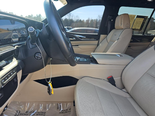 2022 Cadillac Escalade Premium Luxury