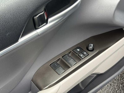 2023 Toyota Camry Hybrid LE