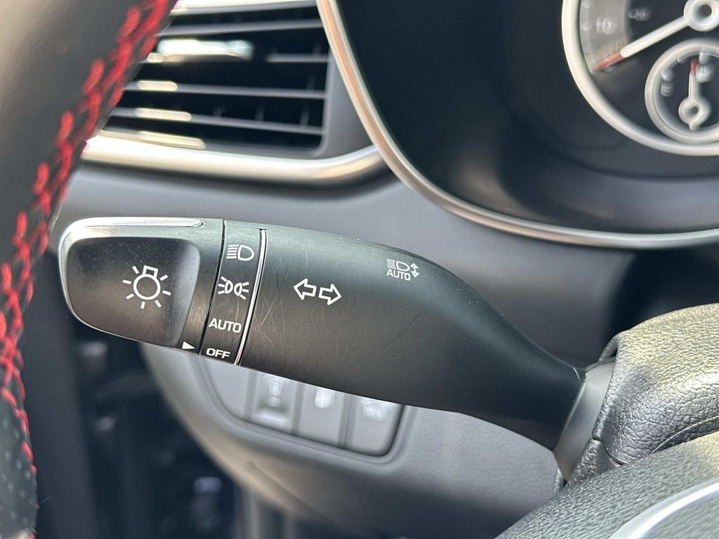 2023 Genesis G70 3.3T Sport Prestige Package (04)