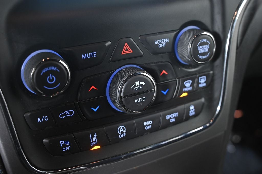 2021 Jeep Grand Cherokee Freedom Edition