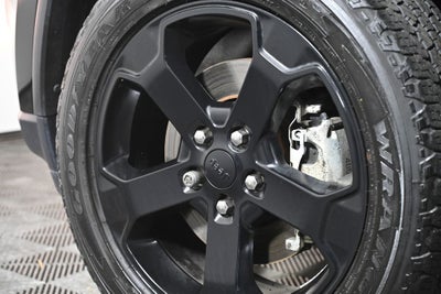 2021 Jeep Grand Cherokee Freedom Edition