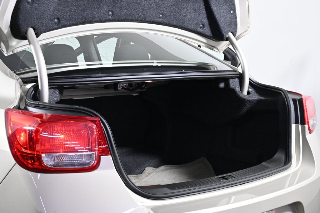 2014 Chevrolet Malibu LS 1LS