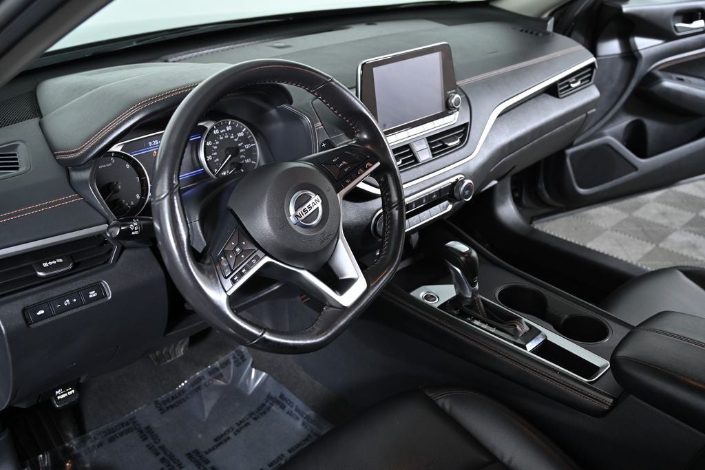 2022 Nissan Altima 2.5 SR Certified Select