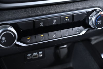 2022 Nissan Altima 2.5 SR Certified Select