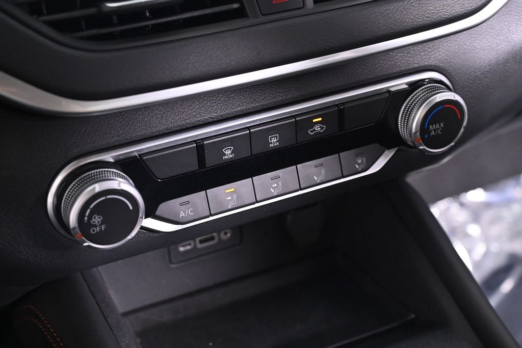 2022 Nissan Altima 2.5 SR Nissan Certified