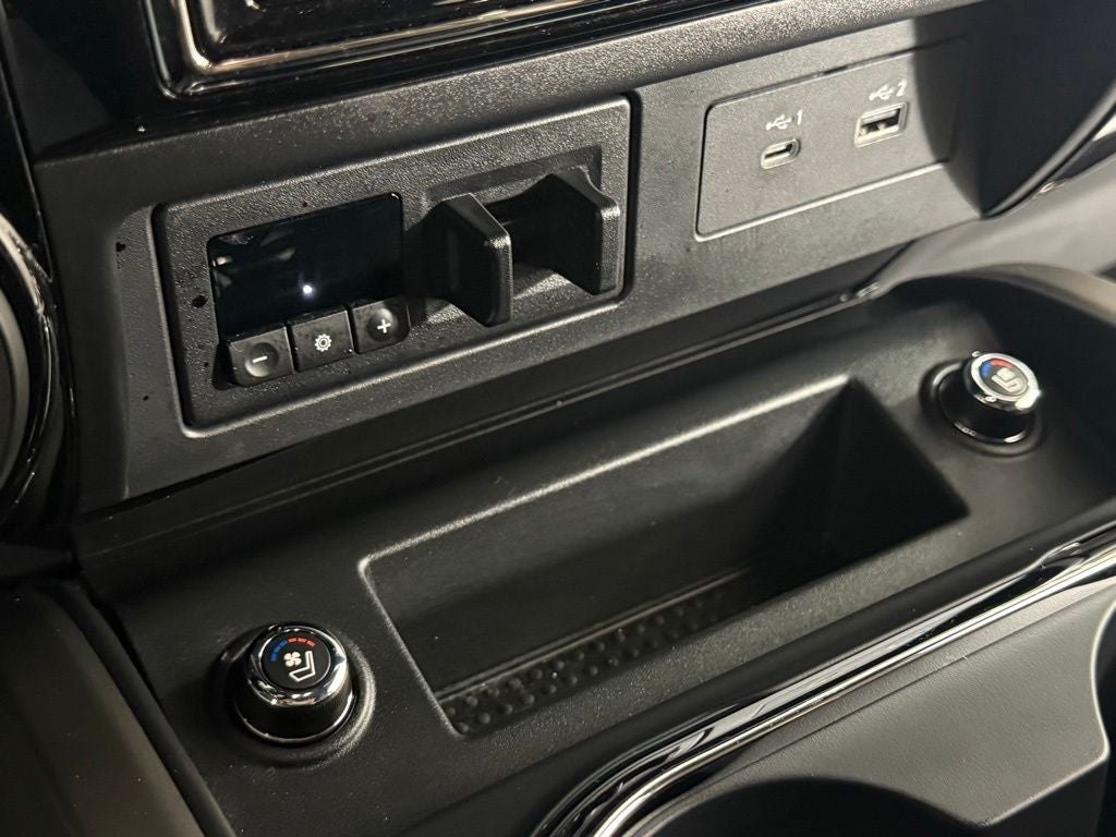 2021 Nissan Titan Platinum Reserve
