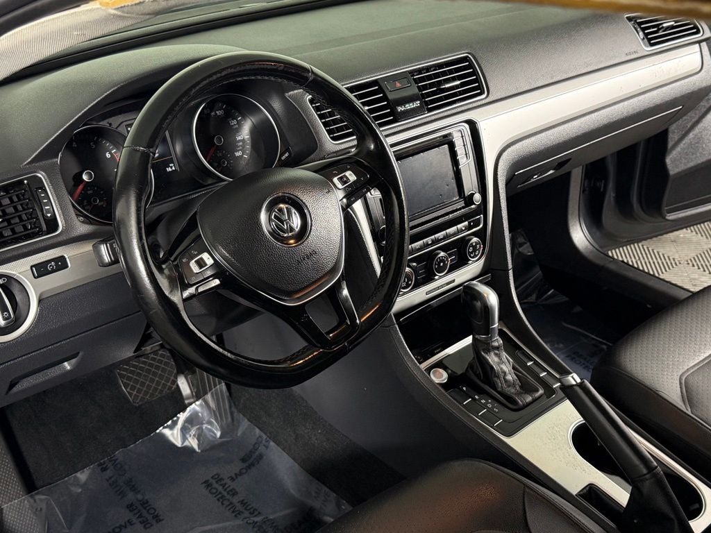 2019 Volkswagen Passat 2.0T Wolfsburg