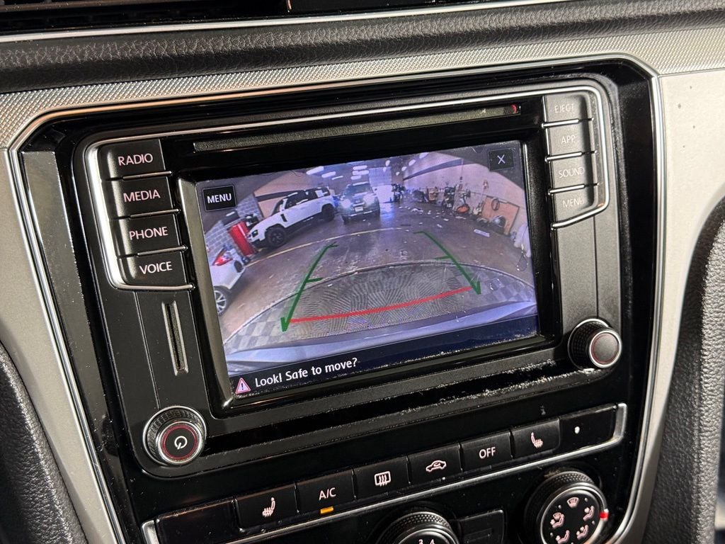 2019 Volkswagen Passat 2.0T Wolfsburg