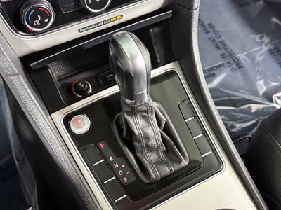 2019 Volkswagen Passat 2.0T Wolfsburg