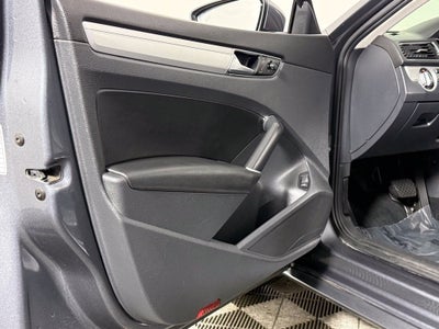 2019 Volkswagen Passat 2.0T Wolfsburg