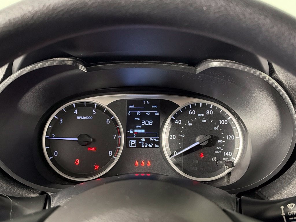 2022 Nissan Versa 1.6 S
