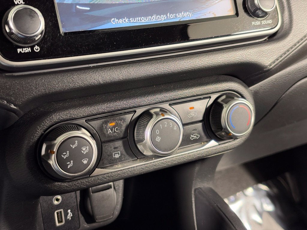 2022 Nissan Versa 1.6 S