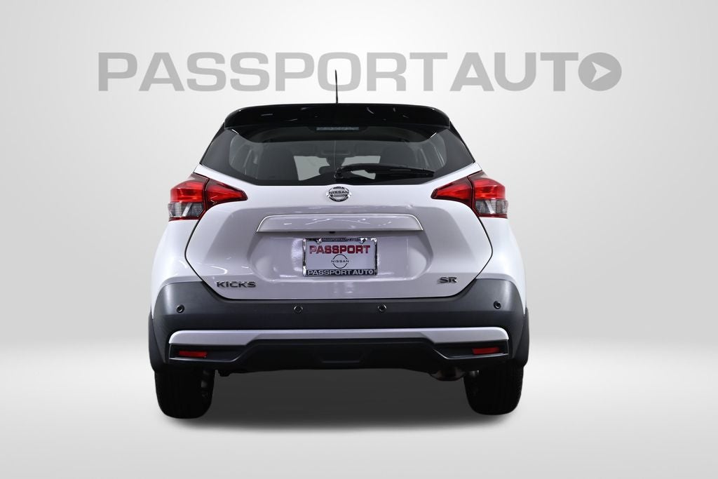 2020 Nissan Kicks SR