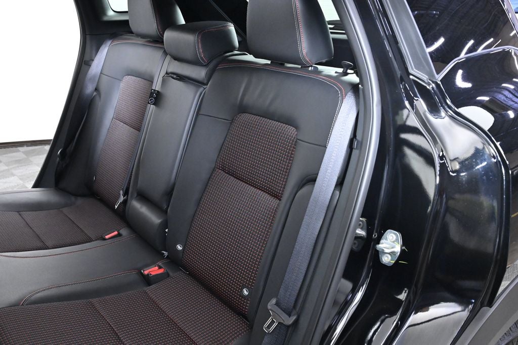 2025 Nissan Kicks SR Nissan Certified