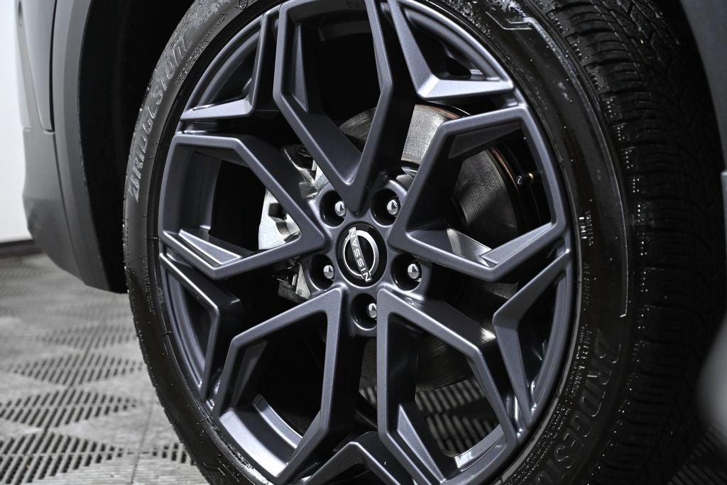 2025 Nissan Kicks SR Nissan Certified