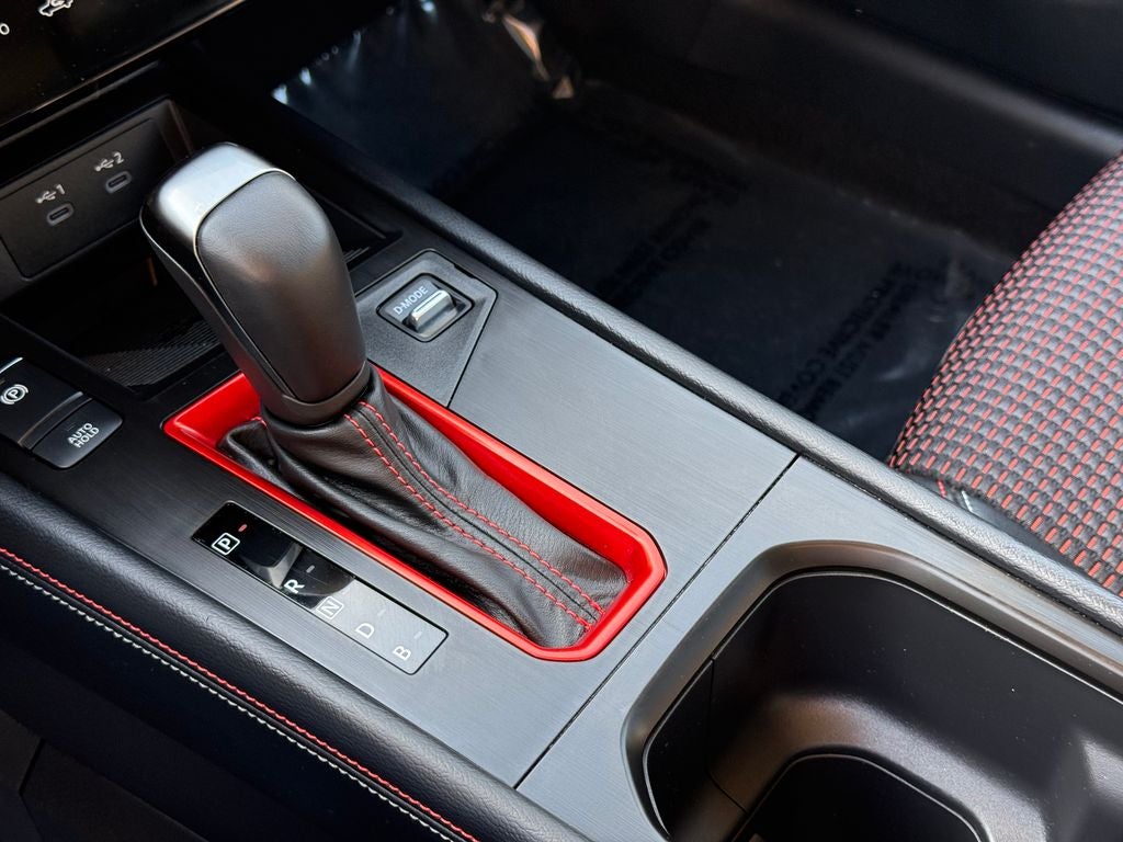 2025 Nissan Kicks SR Nissan Certified