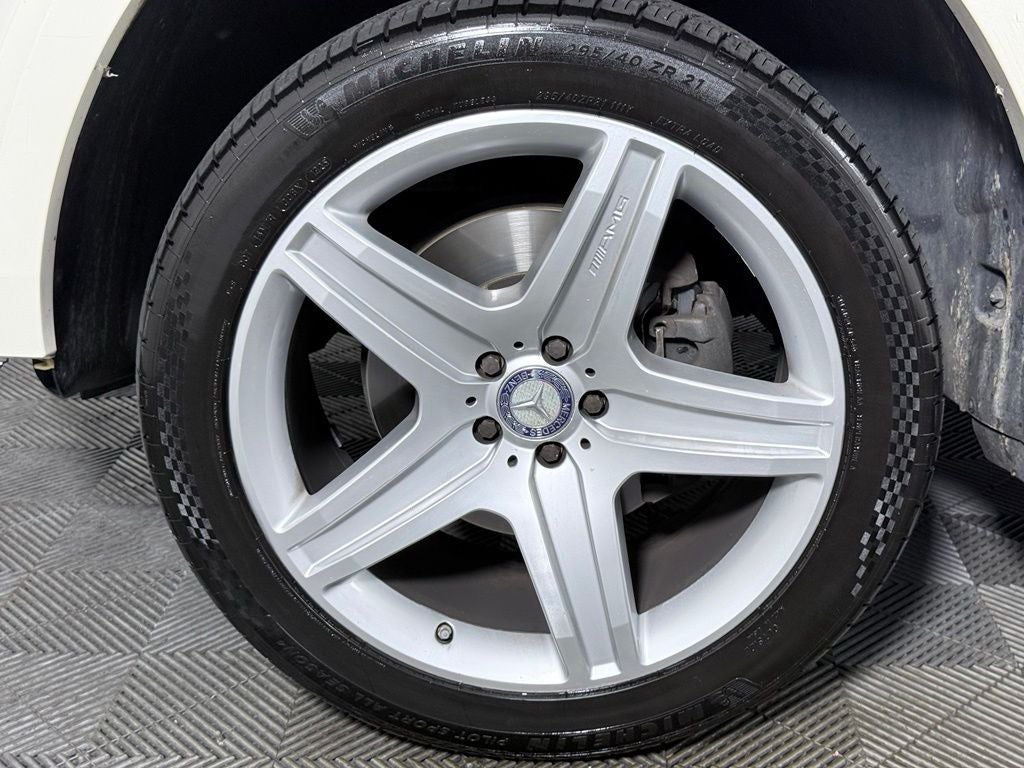 2011 Mercedes-Benz GL-Class GL 550 4MATIC®