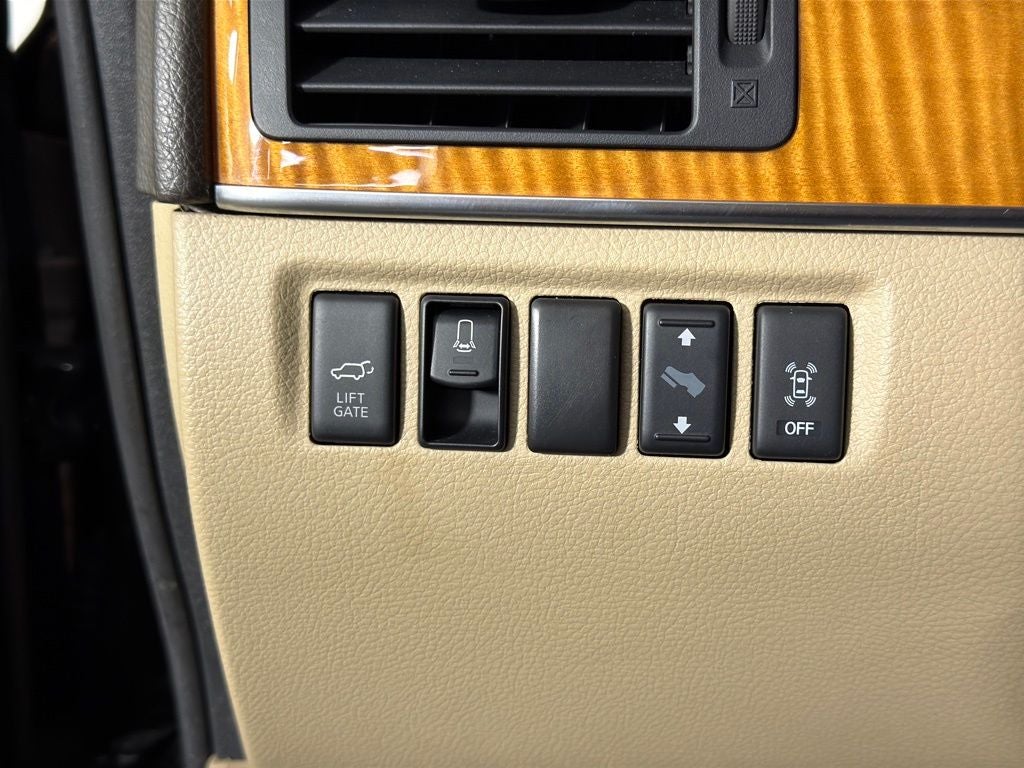 2015 Nissan Armada Platinum