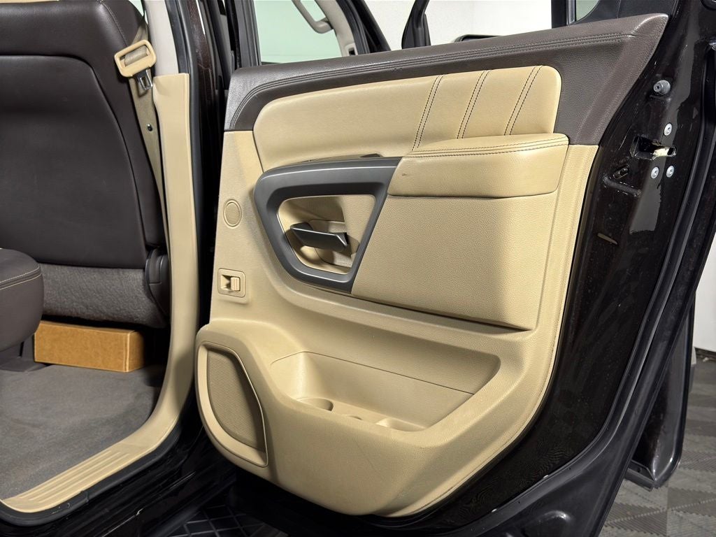 2015 Nissan Armada Platinum