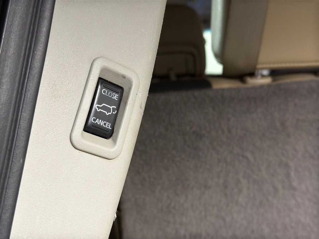 2015 Nissan Armada Platinum