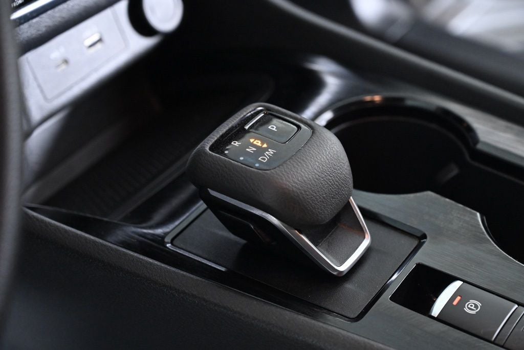 2023 Nissan Rogue SV Nissan Certified