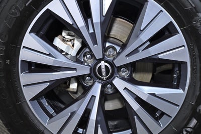 2023 Nissan Rogue SV Nissan Certified
