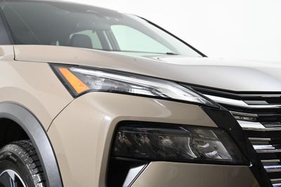 2024 Nissan Rogue SV Nissan Certified