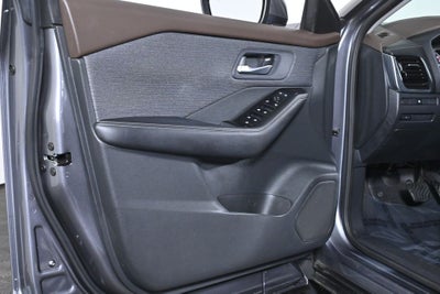 2022 Nissan Rogue SV Nissan Certified