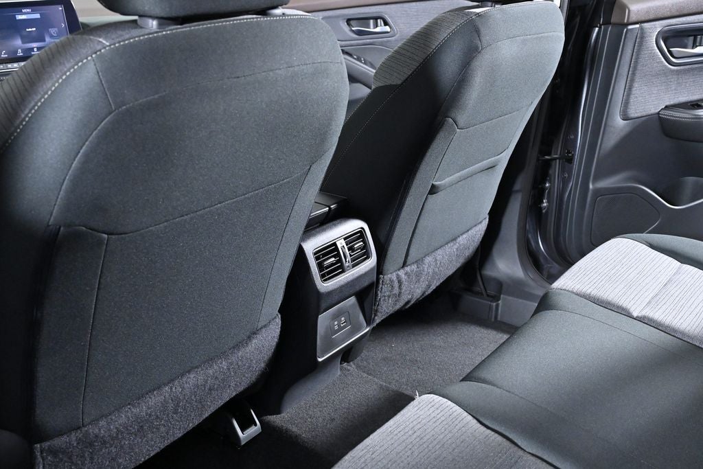 2023 Nissan Rogue SV Nissan Certified