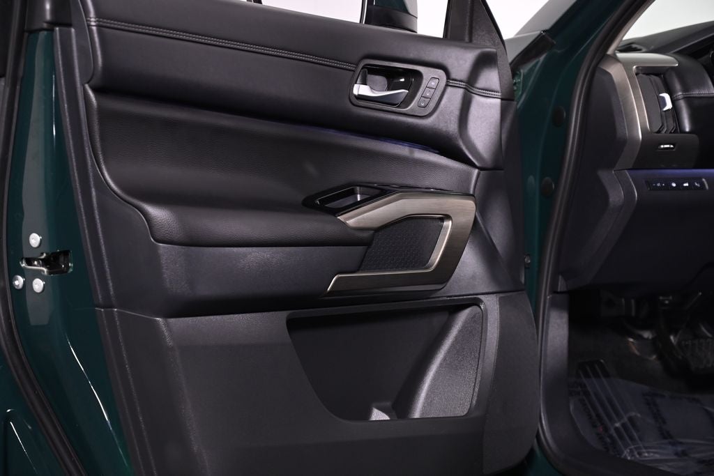 2025 Nissan Pathfinder Platinum Nissan Certified