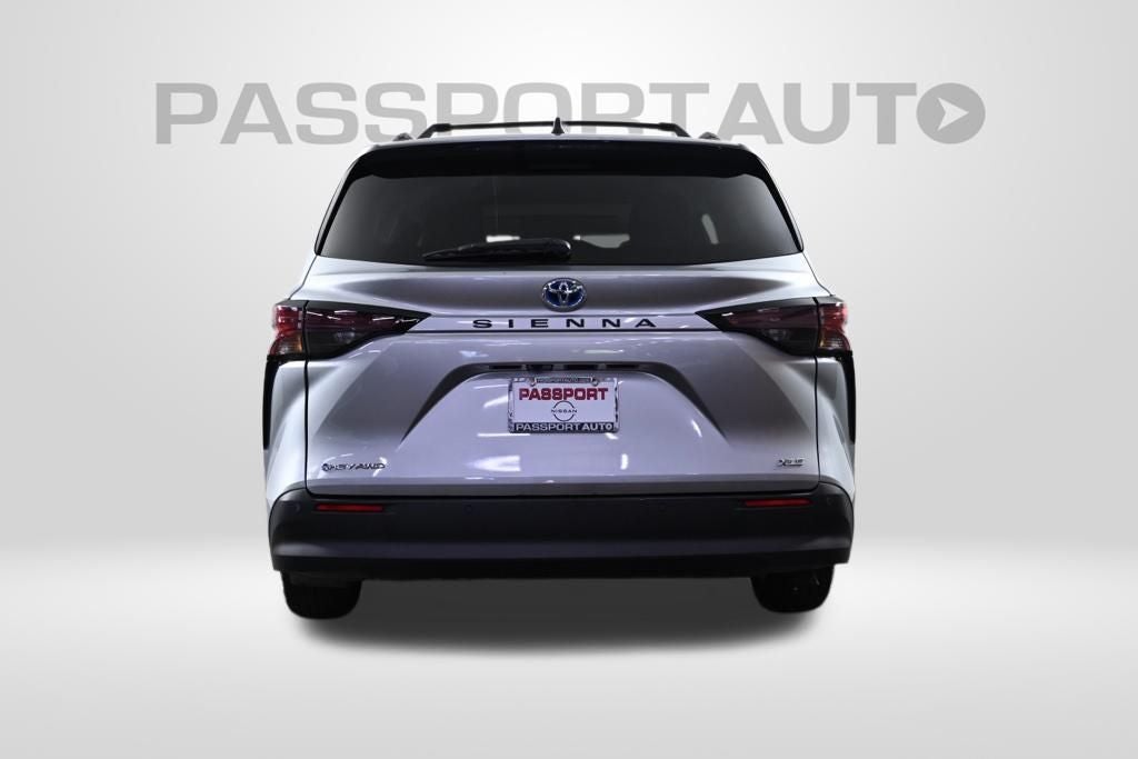 2025 Toyota Sienna XLE 7 Passenger