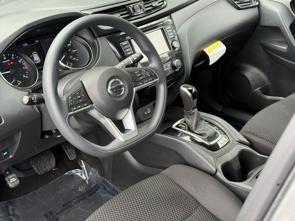 2022 Nissan Rogue Sport S Nissan Certified
