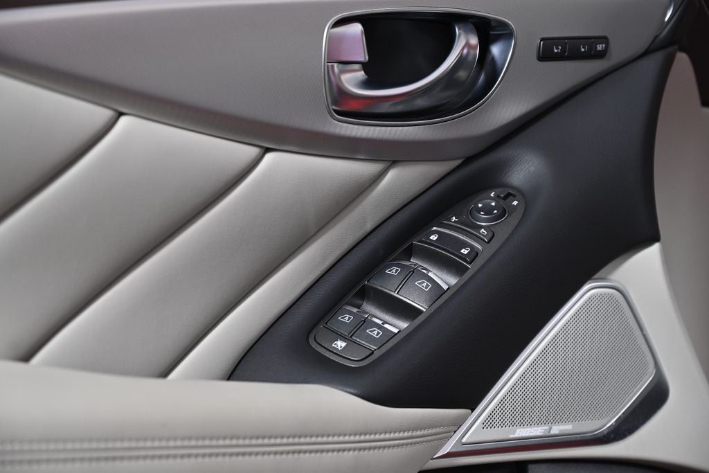 2023 INFINITI Q50 LUXE