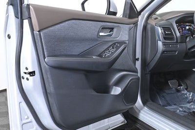 2023 Nissan Rogue SV Nissan Certified