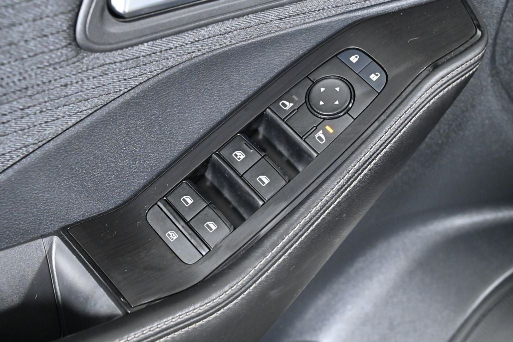 2022 Nissan Rogue SV Nissan Certified