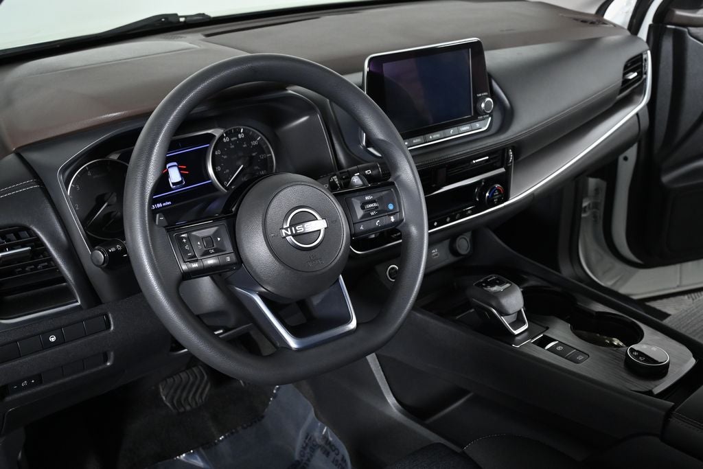 2022 Nissan Rogue SV Nissan Certified