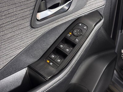 2023 Nissan Rogue SV Nissan Certified