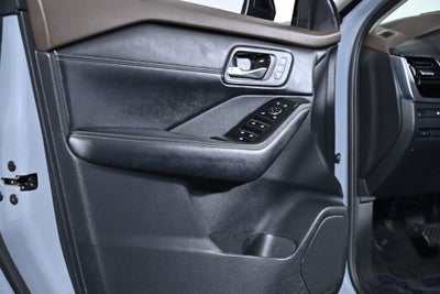 2023 Nissan Rogue SL Premium