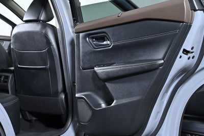 2023 Nissan Rogue SL Premium