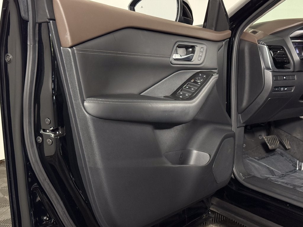 2023 Nissan Rogue SL Nissan Certified